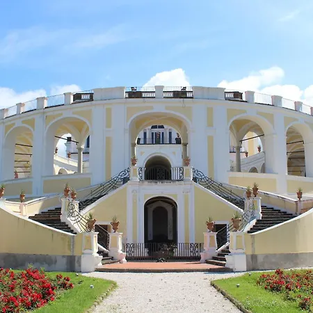 Queen's Luck Ερκολάνο