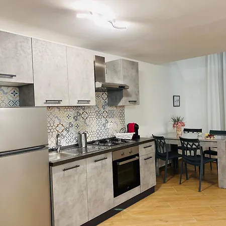 Queen's Luck Ερκολάνο